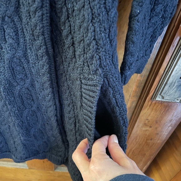 NWT Aran Crafts sweater from Ireland. Made from 100% Merino Wool - Picture 5 of 8